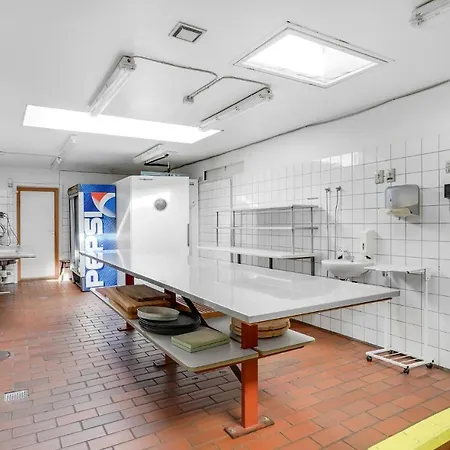 度假居 11 Bedroom Awesome In